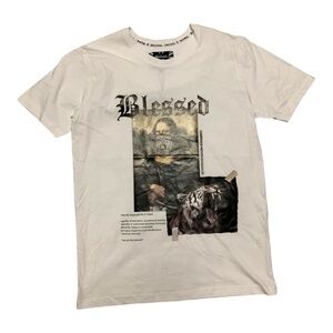 Sz medium blessed graphic tee white
